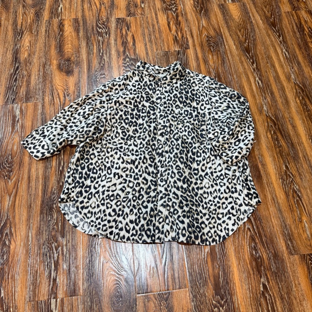 Jones 100% Linen Woman's Size 2X Leopard Print Button Down Shirt Tan New York